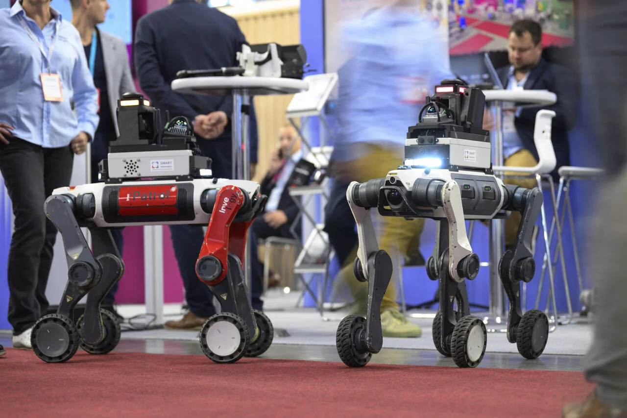 Invelogy becomes an official DEEP Robotics distributor for Slovakia and the Czech Republic