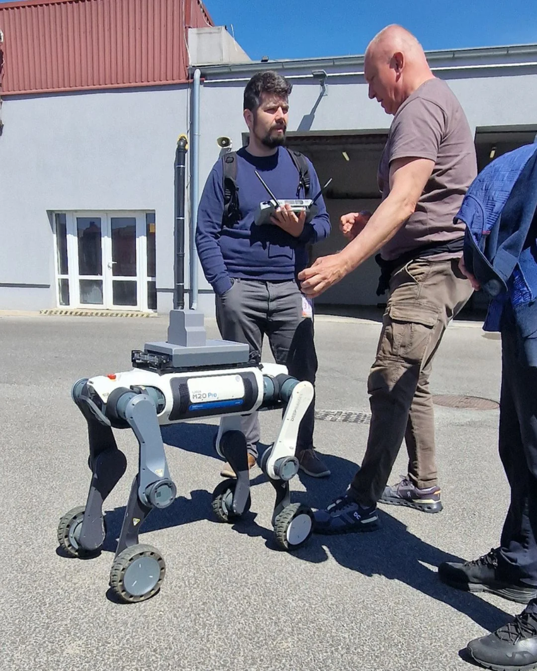 Discussion about operating a DEEP Robotics M20 Pro during field testing